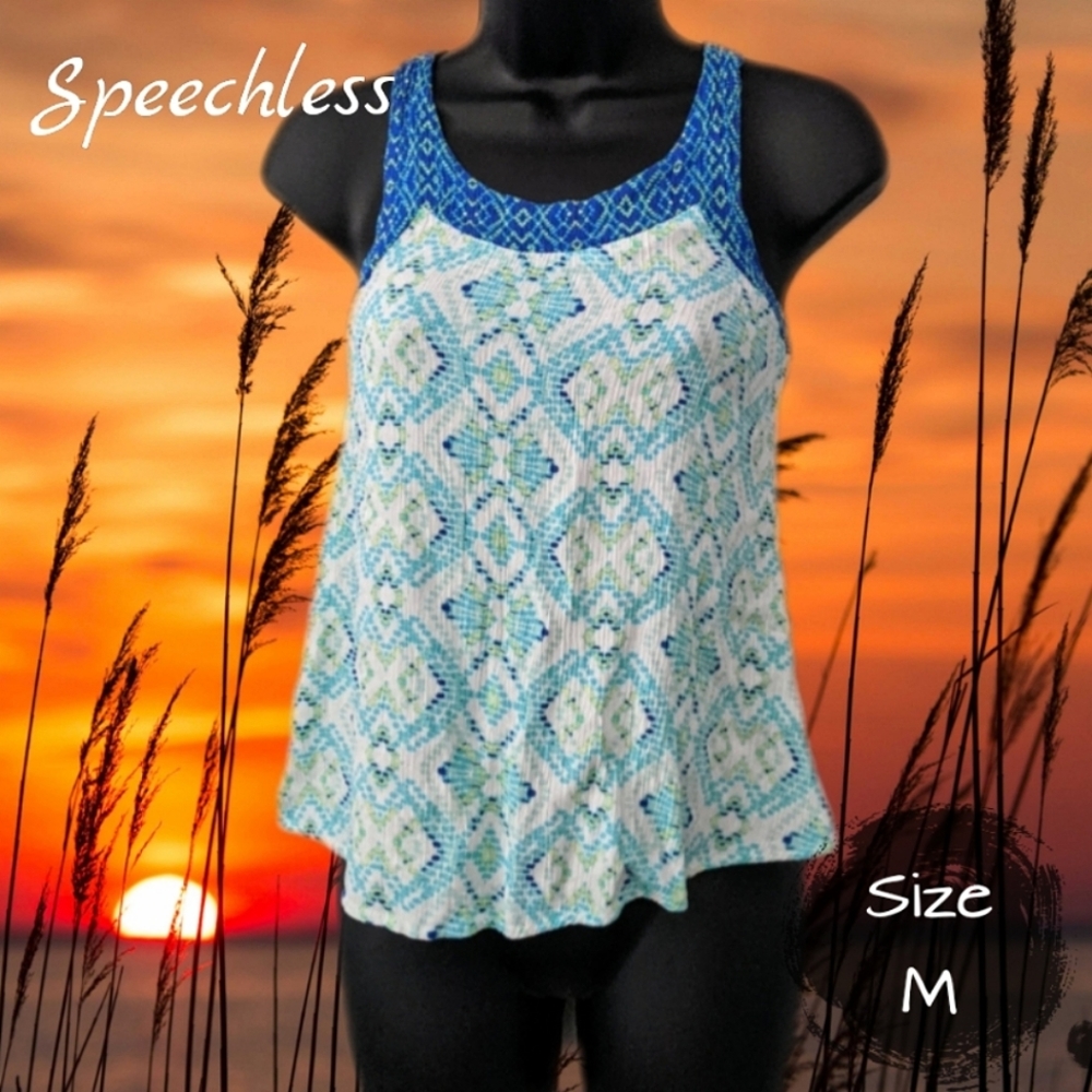 Speechless geometric racerback sleeveless top, size M